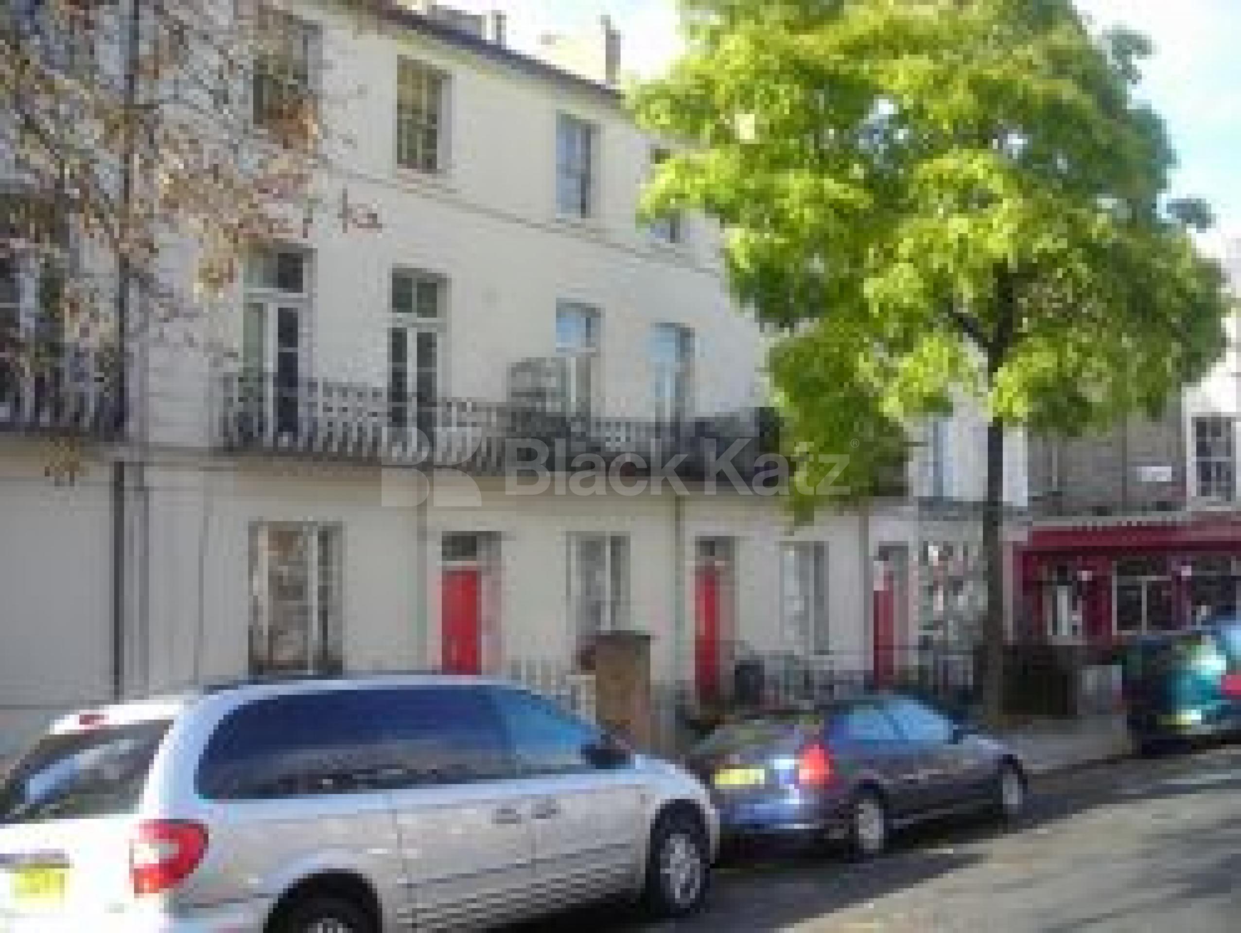 			Studio Apartment, 1 bath, 1 reception Studio			 Princess Road, PRIMROSE HILL NW1 Nw1